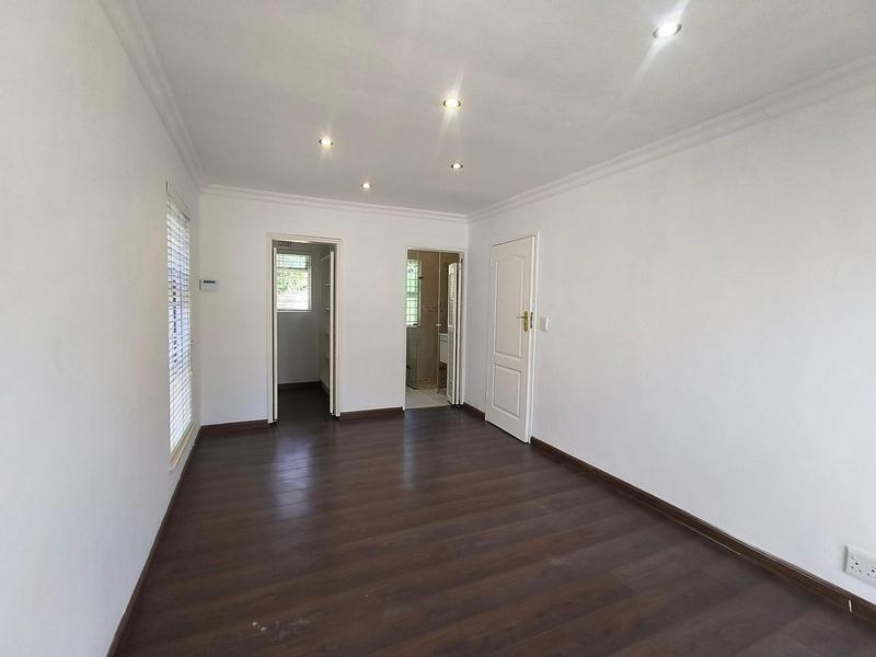 To Let 4 Bedroom Property for Rent in Table View Western Cape